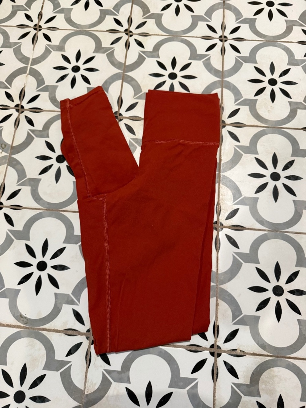 Everlane Perform Legging